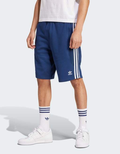 adidas Originals – adicolor – Shorts in dunklem Indigoblau mit den 3 Streifen