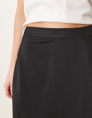 adidas Originals Adicolor skirt in black | ASOS