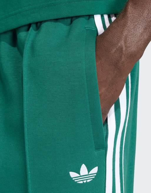 adidas Originals – Adicolor Spacer – Weite Trainingshose in College-Grün, 4 von 4