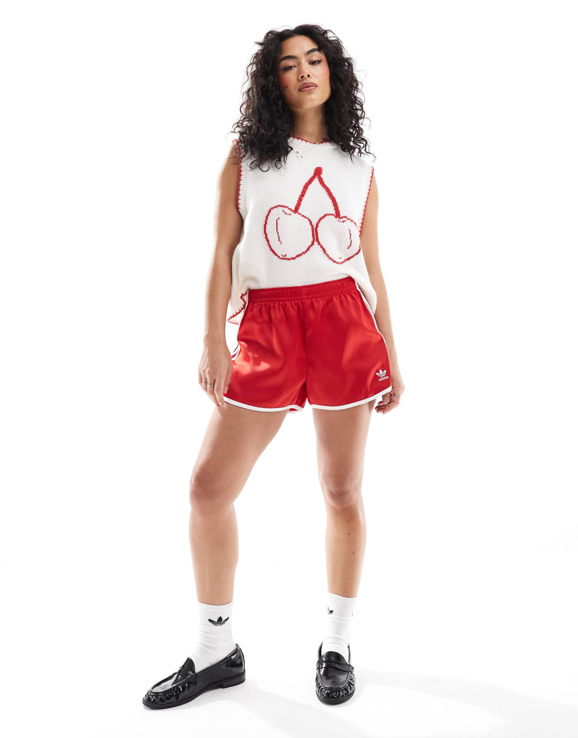 adidas originals adicolor sprinter shorts in red