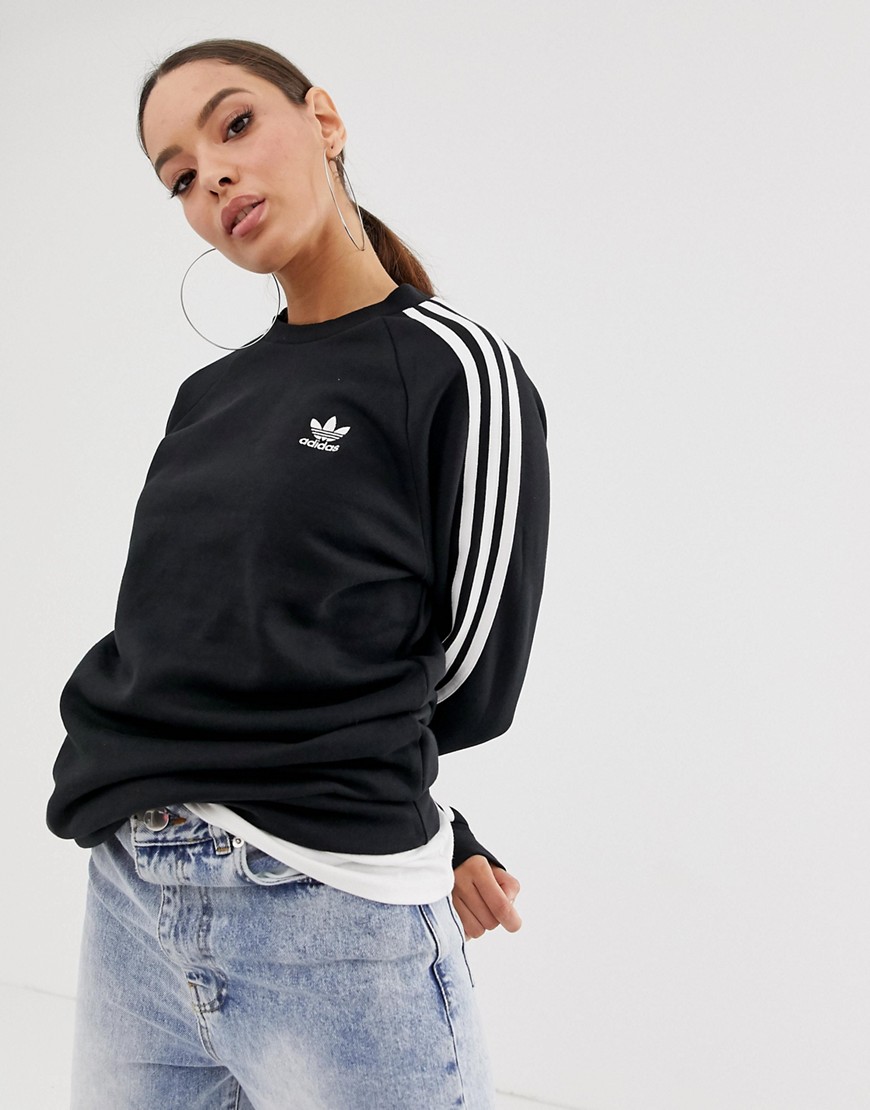 Adidas Originals – adicolor – Svart sweatshirt med rund halsringning och tre ränder