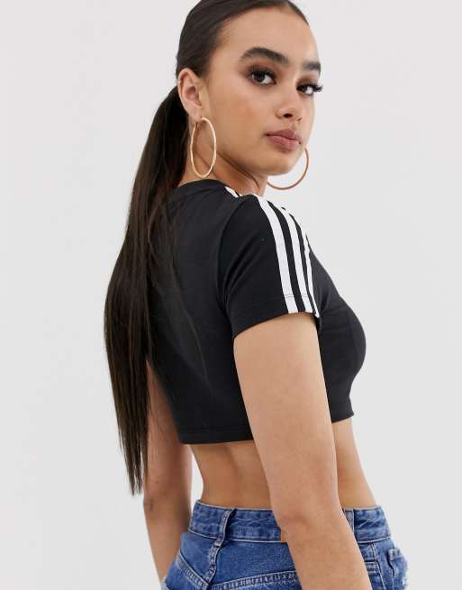 adidas Originals adicolor T shirt corta con tre strisce nera