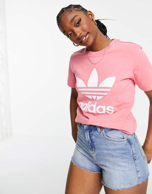 adidas Originals adicolor T shirt met groot logo in het midden