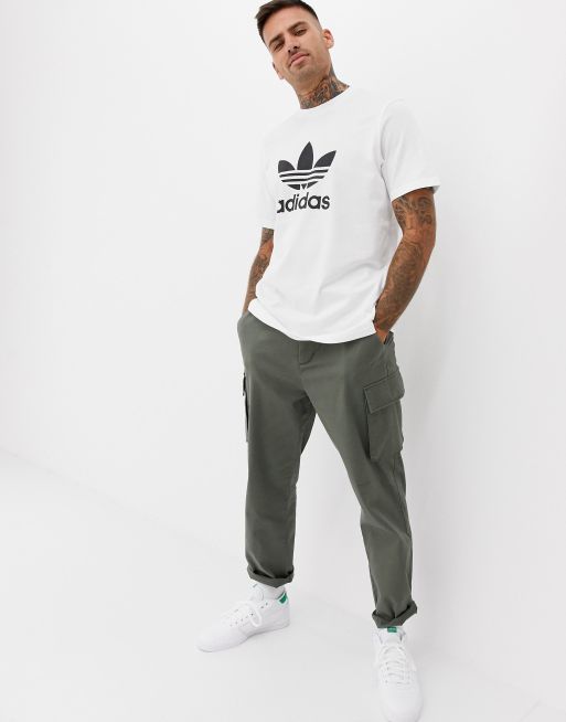 adidas Originals adicolor t-shirt with trefoil logo in white cw0710 | ASOS