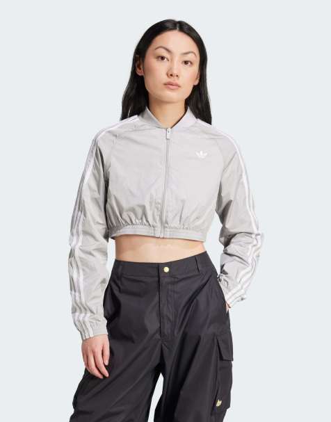 adidas Originals – Adicolor Teamgeist – Cropped Trainingsshirt in Grau Zwei - view 1