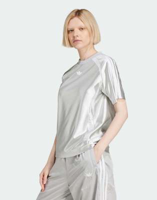 adidas Originals - Adicolor Teamgeist - Locker sitzendes T-Shirt in Grey Two-Grau