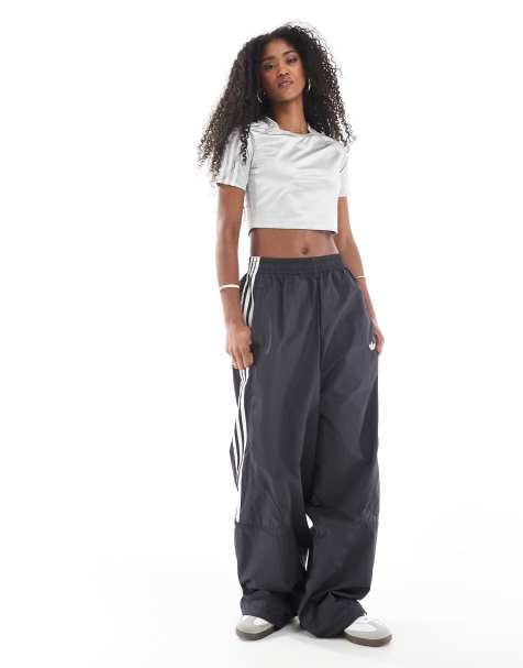 adidas Originals – Adicolor – Teamgeist – Svarta träningsbyxor i oversize - view 1