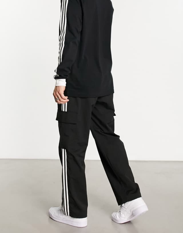 adidas Originals adicolor three stripe cargo sweatpants in black 0