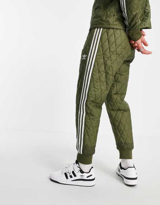 adidas Originals adicolor three stripe quilted track pants in khaki | ASOS