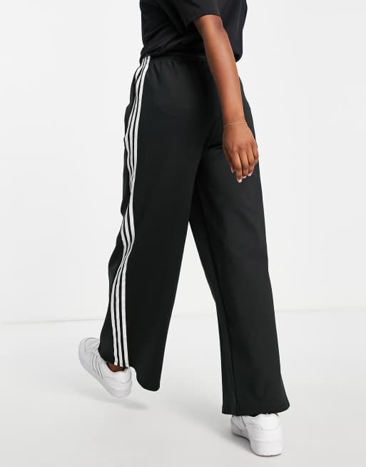 Adidas loose sweatpants sales