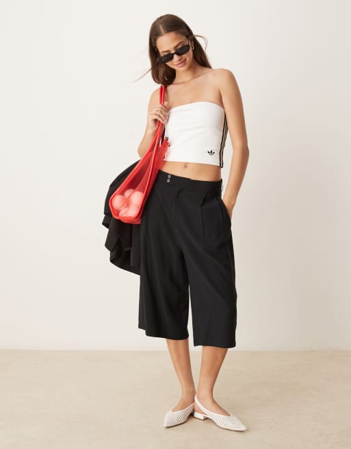 adidas Originals – adicolor – Trägerloses Top in Weiß mit den 3 Streifen, 2 von 4