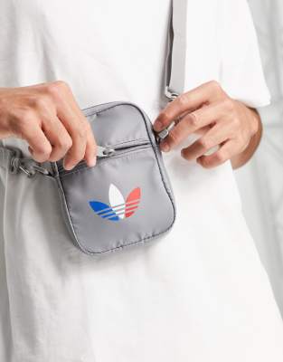 adicolor tricolor festival bag