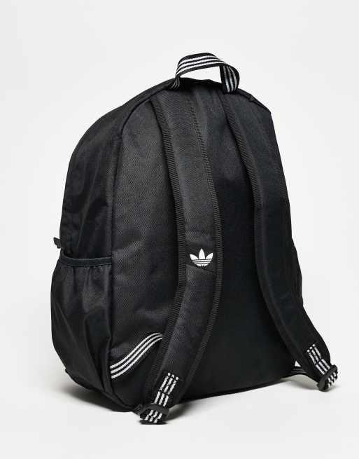 adidas Originals Adicolour backpack in black, 3 of 3