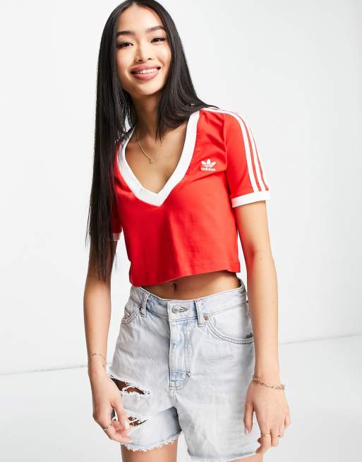 adidas Originals – adicolour – Czerwony krótki top z dekoltem w kształcie litery V i motywem 3 pasków