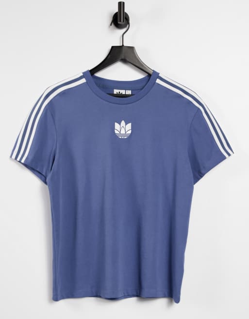 adidas Originals – adicolour – Niebieski T-shirt z trzema paskami i logo 3D