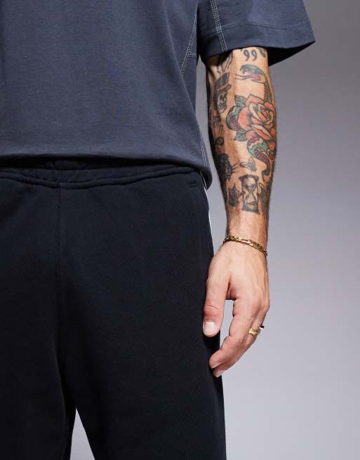 adidas Originals - Adicolour - Pantaloncini neri con 3 strisce, 2 di 5