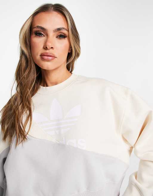 Adidas store sweater grijs