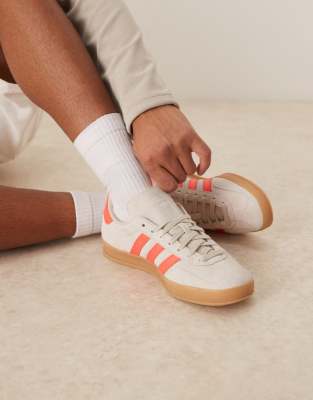 adidas Originals Adidas gazelle indoor shoes in beige / lucid red / cloud whit - view 1
