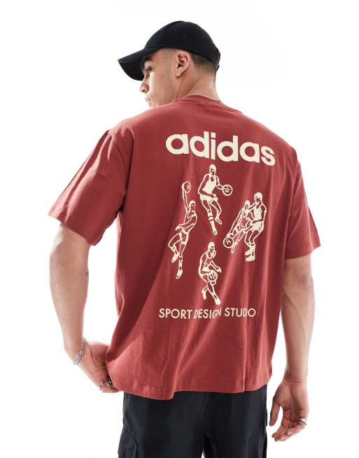 adidas Originals - adidas Sport Design Studio Players - T-shirt met grafische print in preloved robijnrood / warm vanille