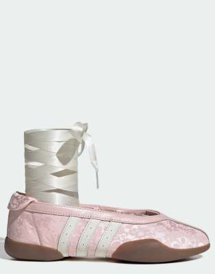 adidas Originals - Adidas Taekwondo Mei - Schuhe in Sandy Pink / Off White / Gum-Rosa