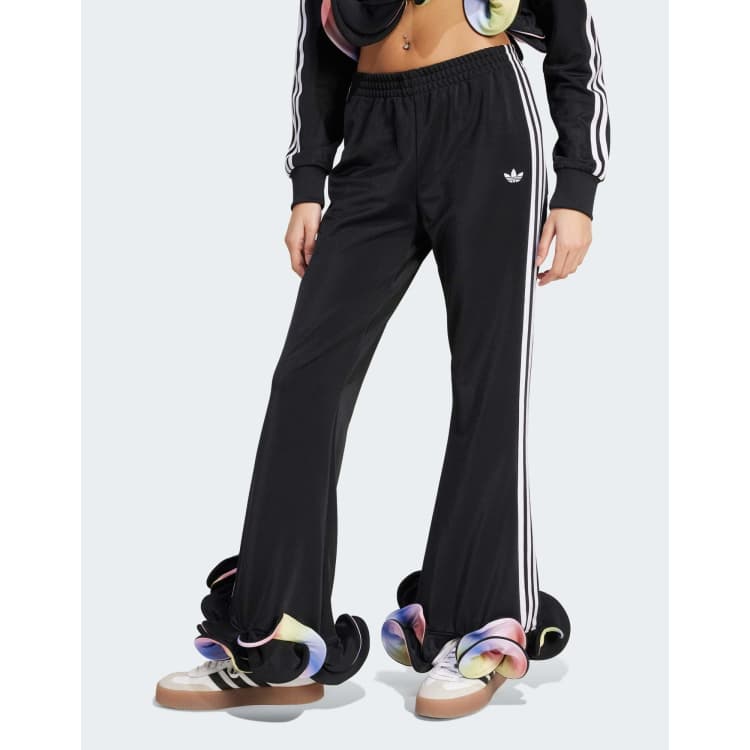 Cmo Combinar Bota Ancha Pantalon De Sudadera Adidas Para Mujer