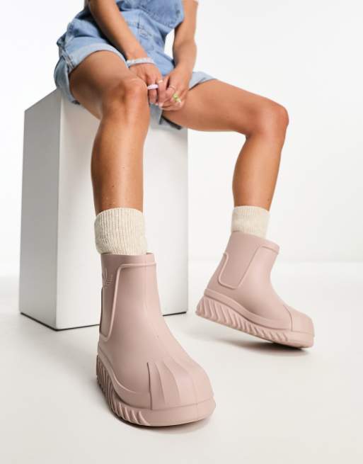 Adidas boots outlet womens