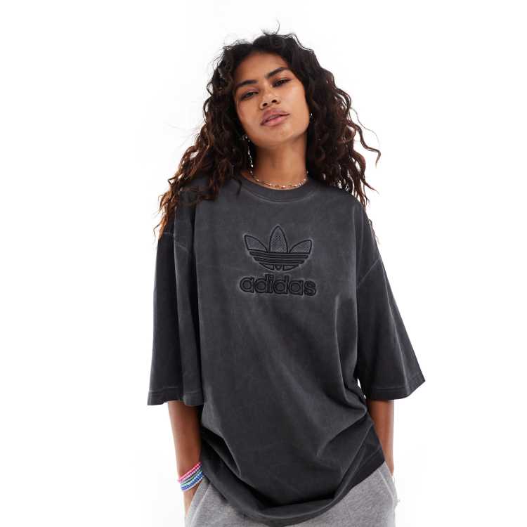 adidas Originals Adilenium Oversize T Shirt in Schwarz mit Kleeblatt Logo ASOS