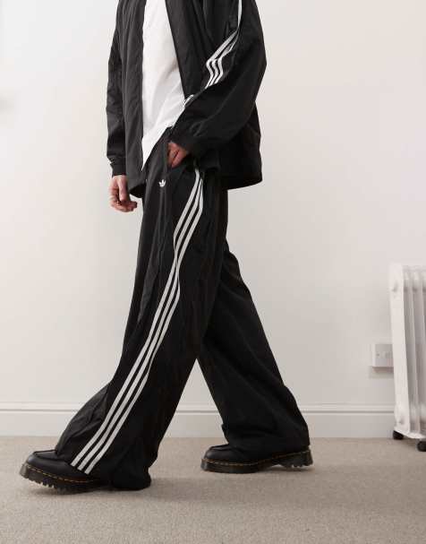 adidas Originals - Adilenium Season 3 - Pantaloni sportivi neri - view 1