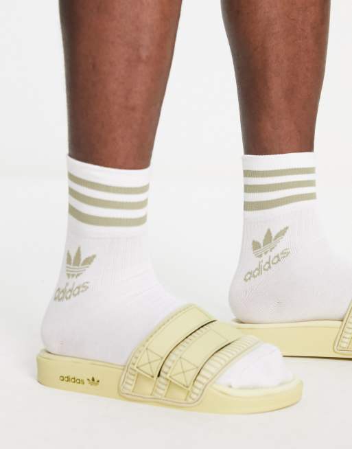 adidas Originals – Adilette 2.0 Klapki w odcieniach beżu w stylu retro
