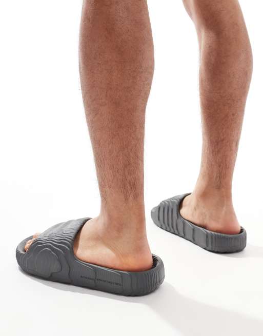adidas Originals – Adilette 22 – Slider in Grau, 3 von 4