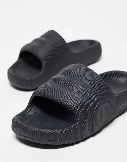 Adidas 2025 adilette negras