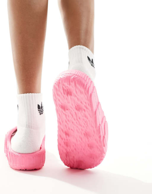 Baby pink adidas clearance sliders