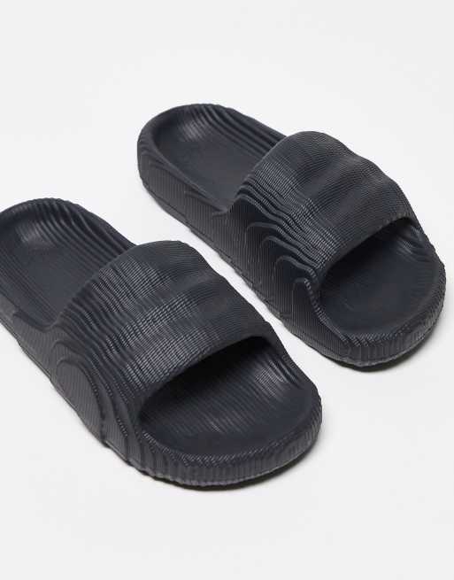 adidas Originals - Adilette 22 - Slippers in zwart