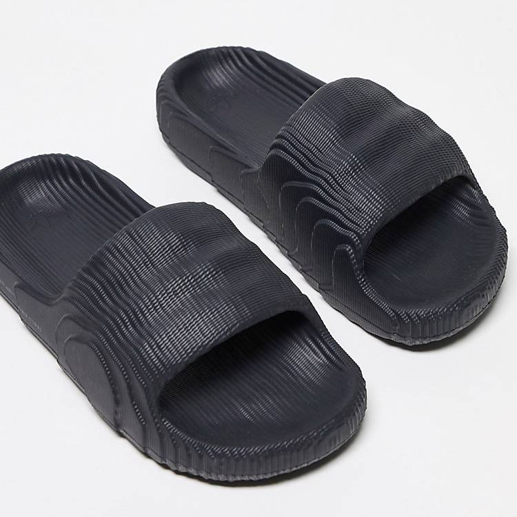 Pamflet Vuiligheid Arabisch adidas Originals - Adilette 22 - Slippers in zwart | ASOS