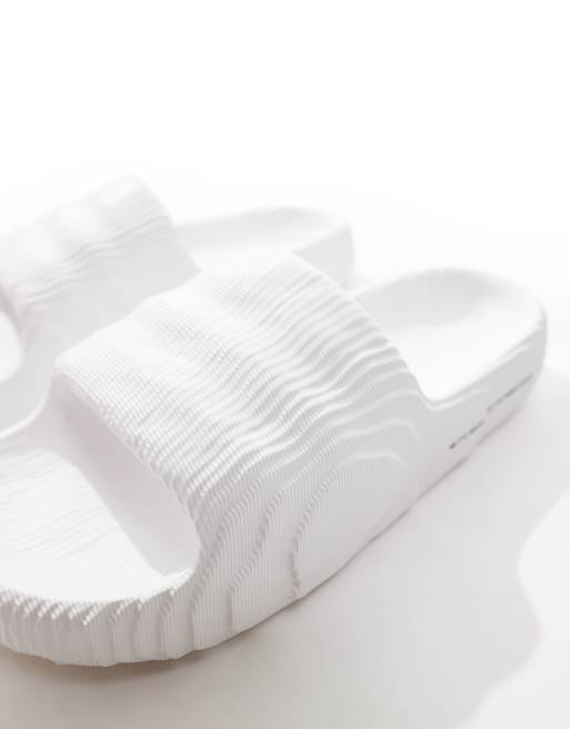 adidas Originals – Adilette 22 – Vita tofflor, 2 av 4