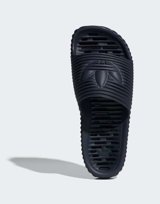 adidas Originals – Adilette 25 – Slipper in Marineblau
