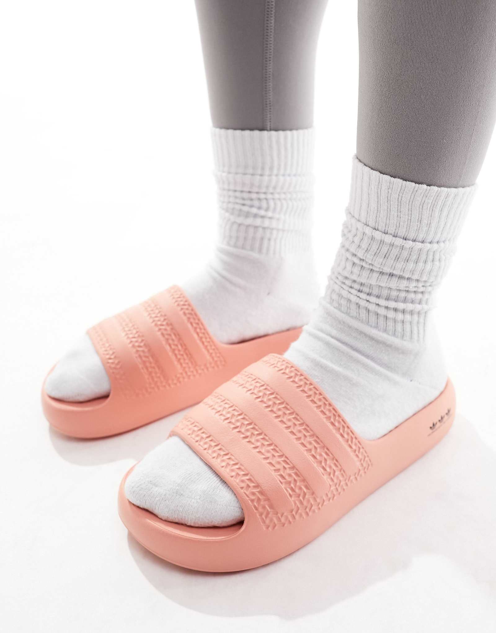 кроссовки adidas Originals Adilette Ayoon нежно-розового цвета