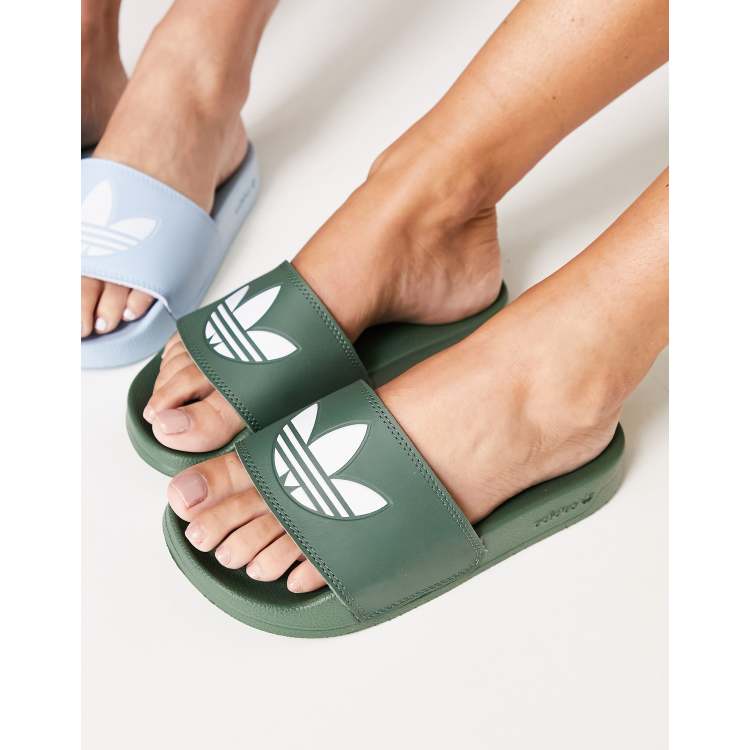 Adidas slippers donkergroen hotsell
