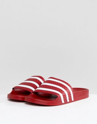adidas Originals - Adilette - Slider rosse 288193 | ASOS