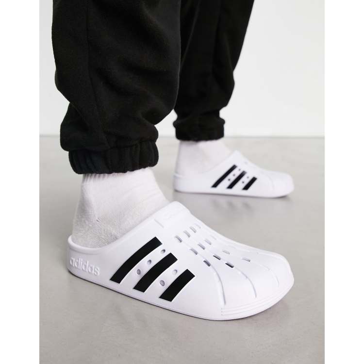 adidas Originals adilette Sliders bianche a zoccolo ASOS
