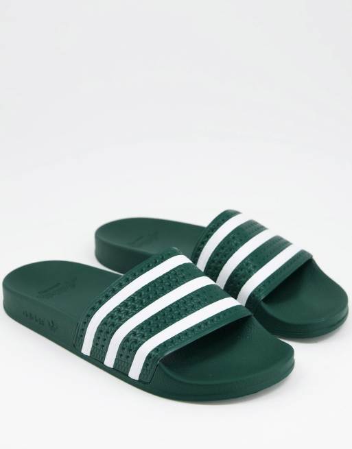 kwartaal nachtmerrie Trouwens adidas Originals - Adilette - Slippers in collegestijl groen | ASOS