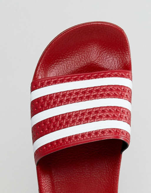 Berg kleding op laat staan server adidas - Originals Adilette - Slippers in rood 288193 | ASOS