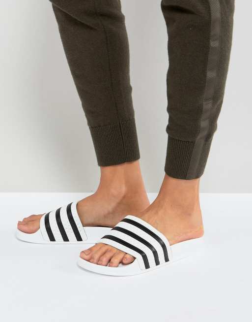 adidas Originals – Adilette – Weiße Sandalen
