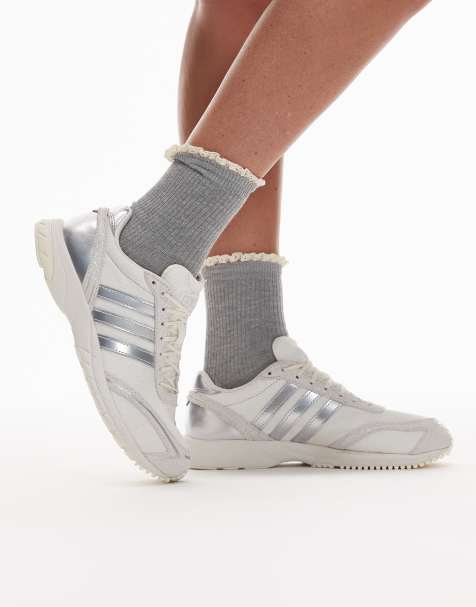 adidas Originals – Adios OG – Sneaker in Weiß und Silber mit Ponyfell-Struktur - view 1