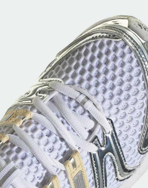 adidas Originals Adistar control 5 baskets blanches et vanille, 3 de 4