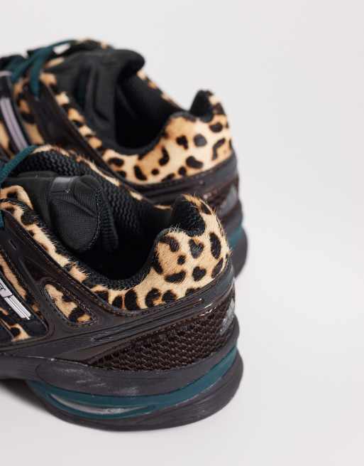 adidas Originals – Adistar Control 5 – Sneaker in Schwarz und Leopardenmuster , 2 von 5