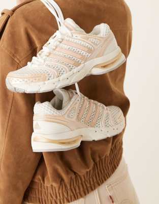  Adistar Control 5 trainers  and light pink
