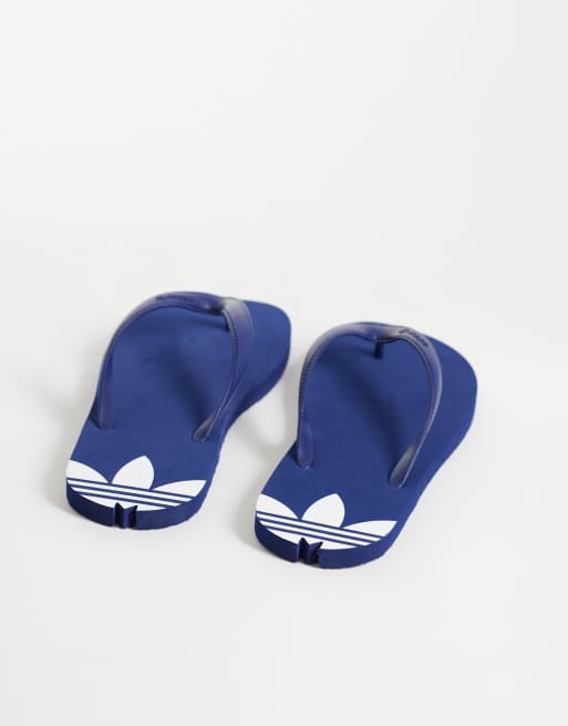adidas Originals adisun flipflops in navy , 2 of 4