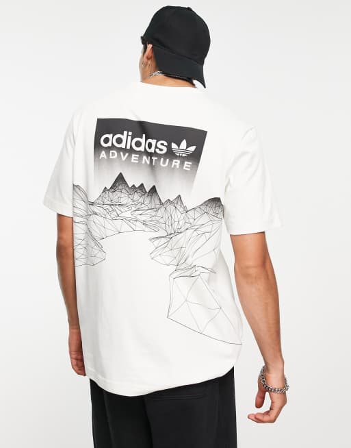 adidas Originals - Adventure - T-shirt met bergprint op de rug in gebroken wit