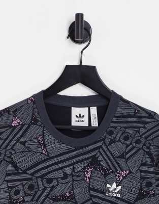 adidas original t shirt